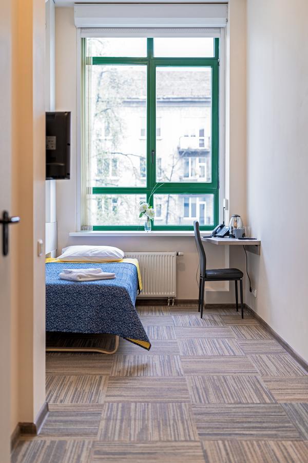 Hotel Simple Plus فيلنيوس المظهر الخارجي الصورة